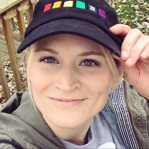 Meet your Posher, Erica